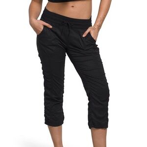 North Face Cropped Pants